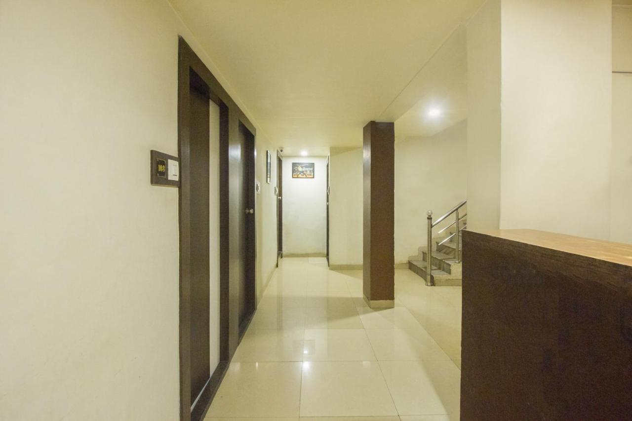 OYO 7727 Hotel Sarovar Grand Kalamboli Exterior foto