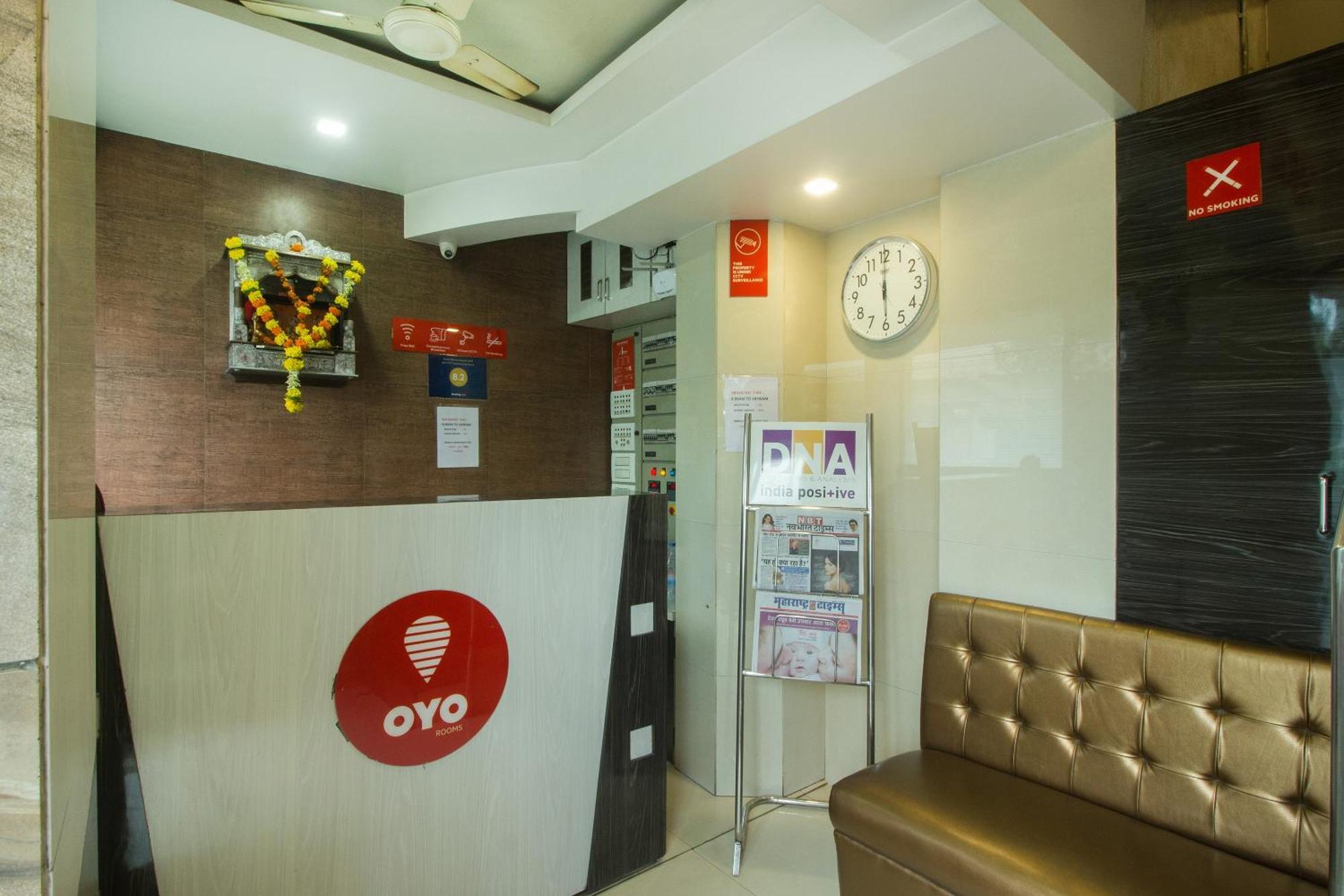 OYO 7727 Hotel Sarovar Grand Kalamboli Exterior foto