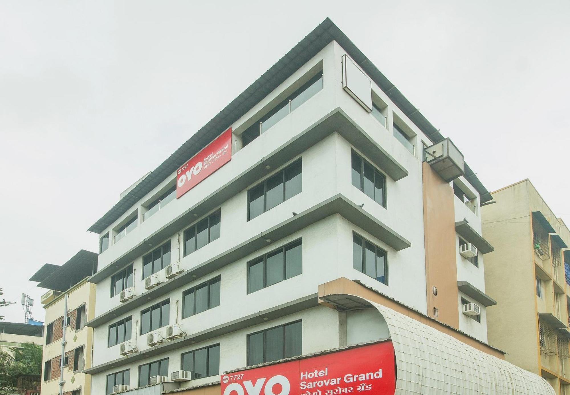 OYO 7727 Hotel Sarovar Grand Kalamboli Exterior foto